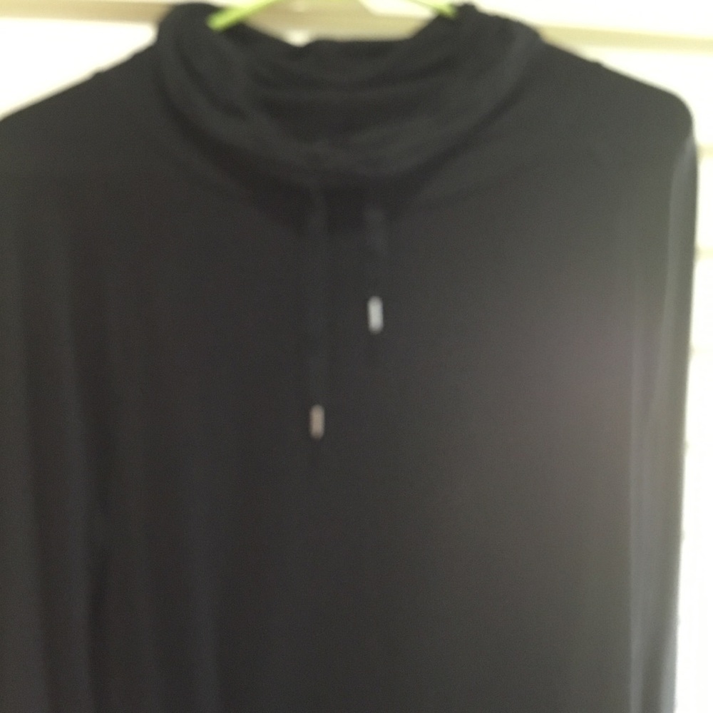 Sweatshirt - Picture 2 of 7